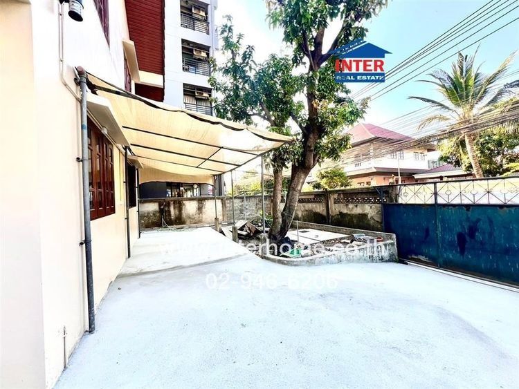 ไม่ใช่ บ้านเดี่ยว 2 ชั้น 71 ตร.ว. บ้านเดี่ยว ข้างหน้าซอยติด BTS สวนหลวง ร. 9 ตรงข้าม ซีคอนสแควร์ ศรีนครินทร์ ซอยศรีนครินทร์42 ถนนศรีนครินทร์ เขตประ รูปที่ 2