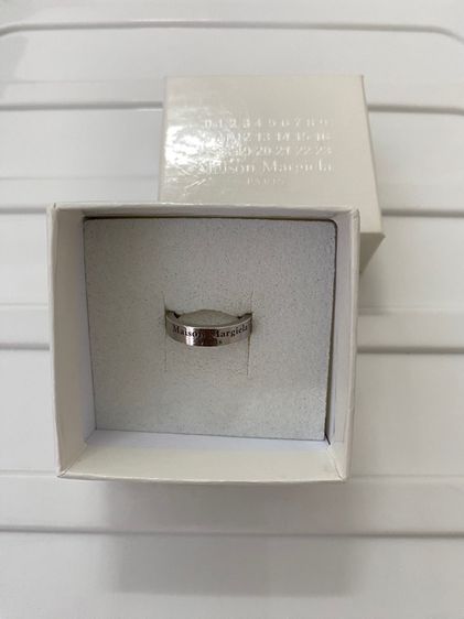 แหวน Maison Margiela ของแท้. รูปที่ 3