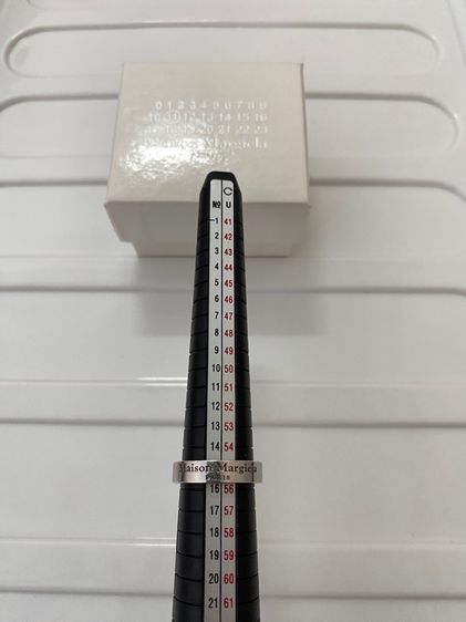 แหวน Maison Margiela ของแท้. รูปที่ 4