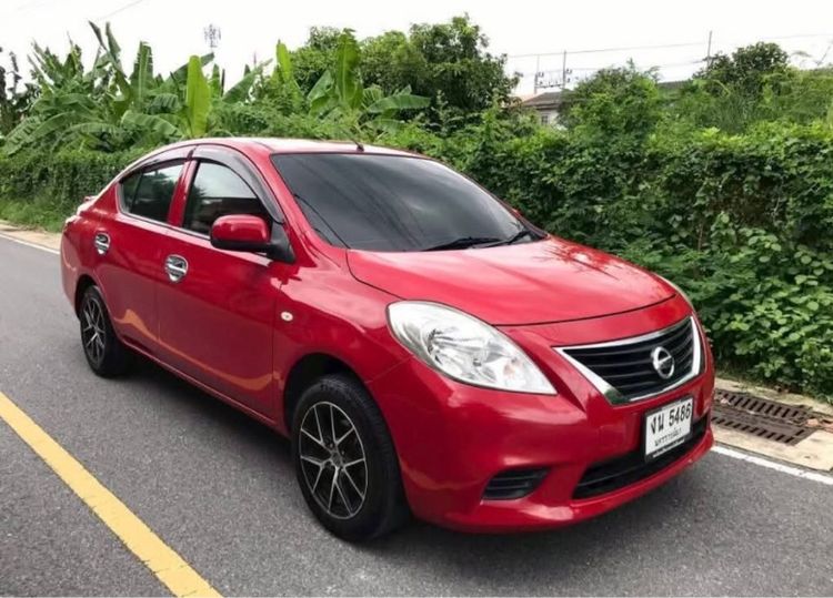 รถ Nissan Almera 1.2 E สี แดง