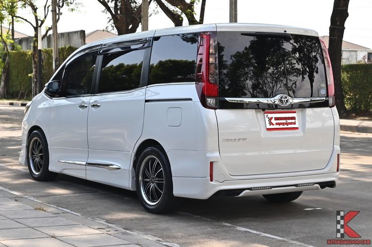 Toyota Esquire 2015 2.0 Gi Utility-car เบนซิน ไม่ติดแก๊ส เกียร์อัตโนมัติ ขาว รูปที่ 3