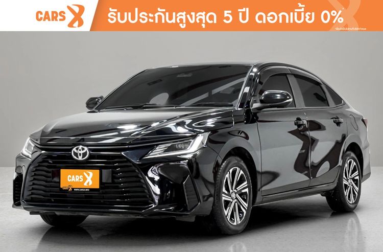 รถ Toyota Yaris ATIV 1.2 Smart สี ดำ