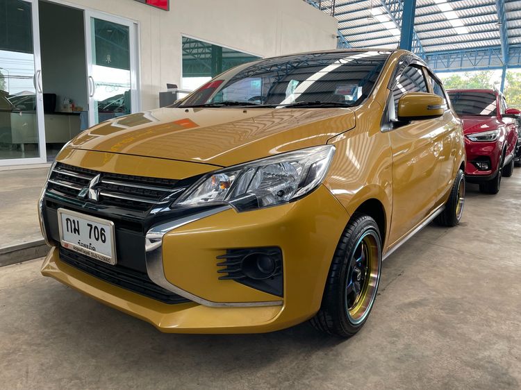 รถ Mitsubishi Mirage 1.2 GLX สี เหลือง