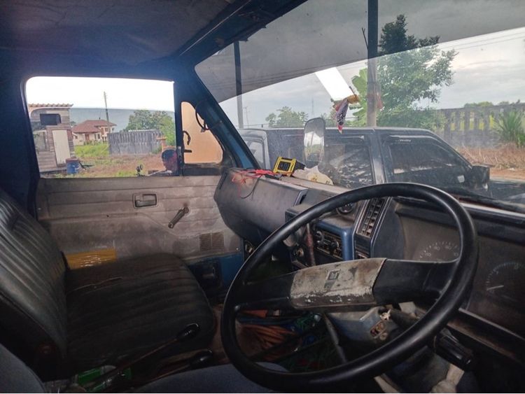 อีซูซุดั้มพ์ npr มีแอร์ รูปที่ 7