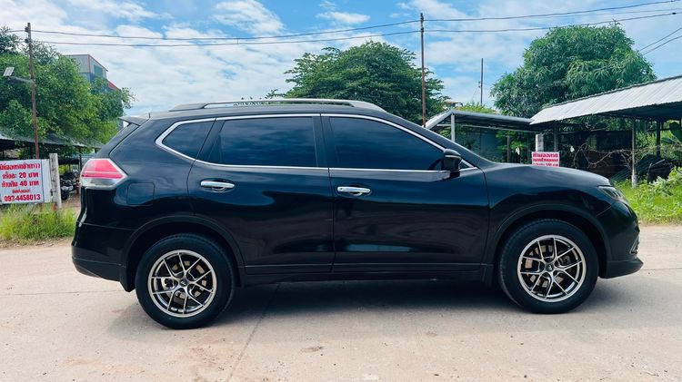 Nissan X-Trail 2015 2.0 V 4WD Utility-car เบนซิน ไม่ติดแก๊ส เกียร์อัตโนมัติ ดำ รูปที่ 3