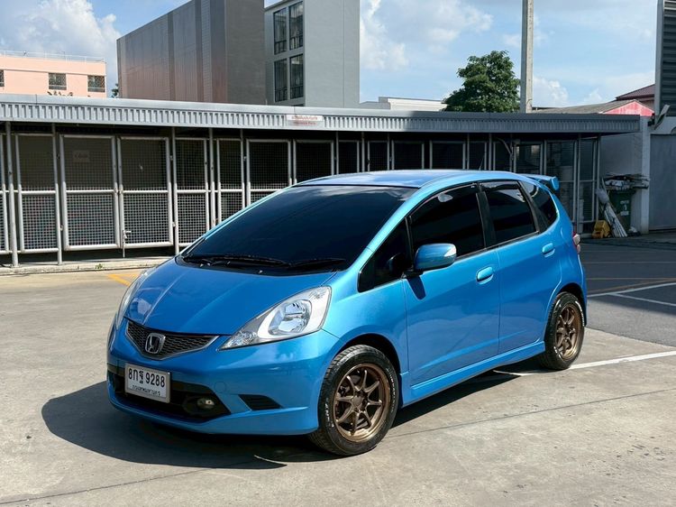 รถ Honda Jazz 1.5 SV i-VTEC สี ฟ้า