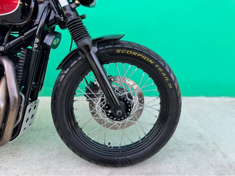 Thriumph Bonneville T100 สี ดำแดง หม้อลม รูปที่ 8