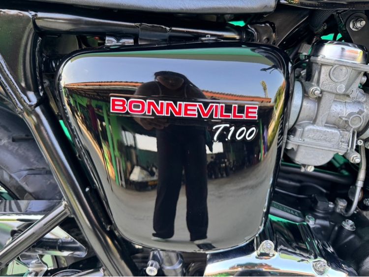 Thriumph Bonneville T100 สี ดำแดง หม้อลม รูปที่ 4