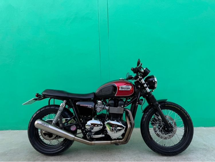 Thriumph Bonneville T100 สี ดำแดง หม้อลม