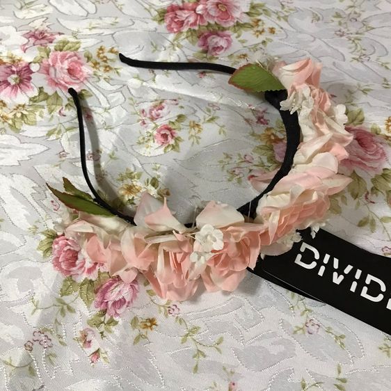 ของใช้ส่วนตัว H and M ที่คาดผมดอกไม้ ป้ายห้อย 