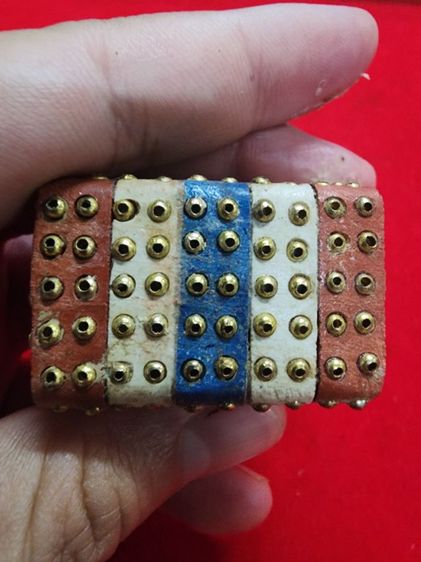 พระขุนแผนปู่ทิมใหญ่กรรมการ5ชั้น ฝังตะกรุดทั่วองค์ องค์ที่2 รูปที่ 11