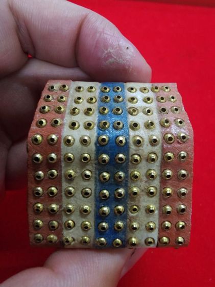 พระขุนแผนปู่ทิมใหญ่กรรมการ5ชั้น ฝังตะกรุดทั่วองค์ องค์ที่2 รูปที่ 7