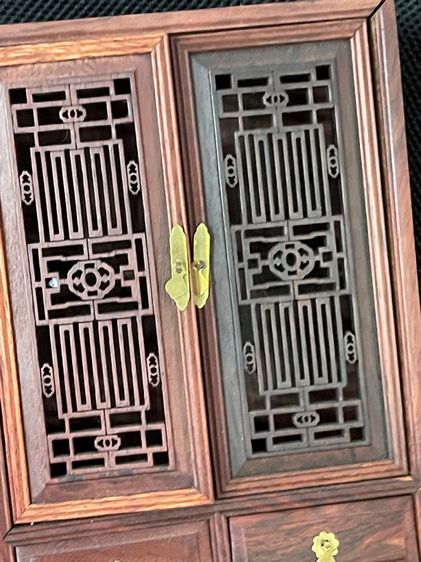 ตู้ไม้ สไตล์จีน งานจิ๋วสะสมA3 รูปที่ 15