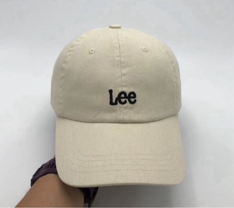 หมวก Lee สีครีม โลโก้ Lee classic brand แท้ 100 💯 รูปที่ 2
