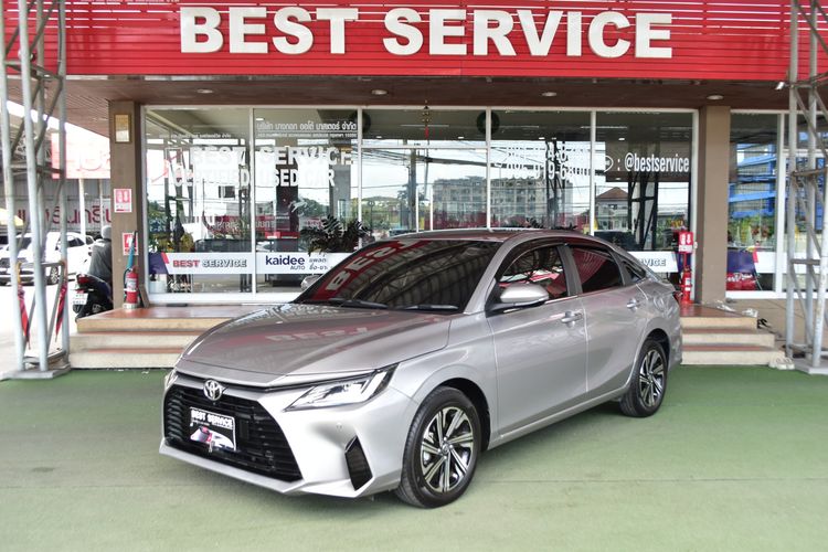 รถ Toyota Yaris ATIV 1.2 Premium สี เทา