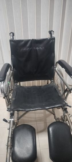 รถเข็นผู้ป่วย(วีลแชร์) ปรับนั่งนอนได้ รูปที่ 4