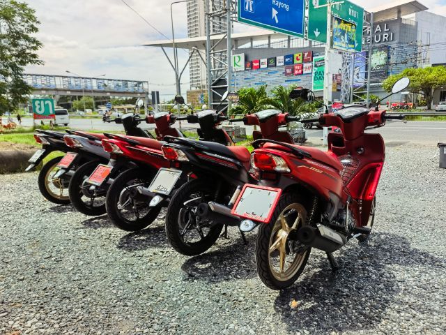 อยู่ตรงข้ามห้างเซ็นทรัลชลบุรี Yamaha Finn ล้อแม็ก รถสภาพดี รับประกันรถ1ปี สดผ่อน รูปที่ 4