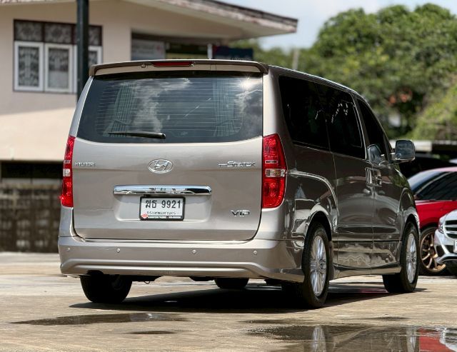 Hyundai Grand Starex 2014 2.5 VIP ดีเซล เกียร์อัตโนมัติ น้ำตาล รูปที่ 2