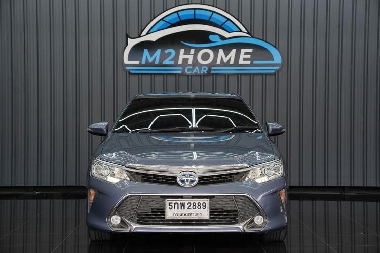 Toyota Camry 2015 2.5 Hybrid Sedan ไฮบริด เกียร์อัตโนมัติ เทา รูปที่ 2