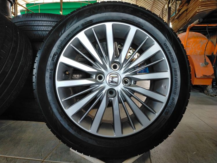 แม็กฮอนด้า ขอบ15 พร้อมยางดันลอป 185 60 15 ปี24 ใส่ jazz city ได้ทุกรุ่นแม็กสีเดิม