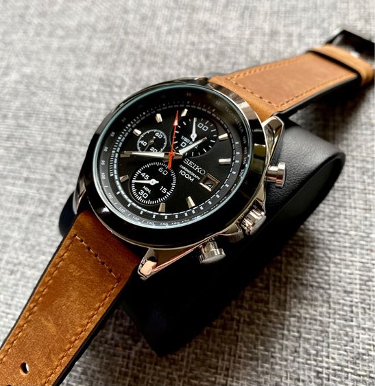 seiko 5 โครโนกราฟ จับเวลา สายหนัง รูปที่ 4