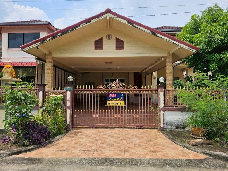 อื่นๆ มีบางส่วน สร้างเสร็จก่อน 2010 ไม่ใช่ 🏡 ขายบ้านเดี่ยว 2 ชั้น นครินทร์ การ์เด้น ซอยร่มเกล้า 19-1 รูปที่ 2