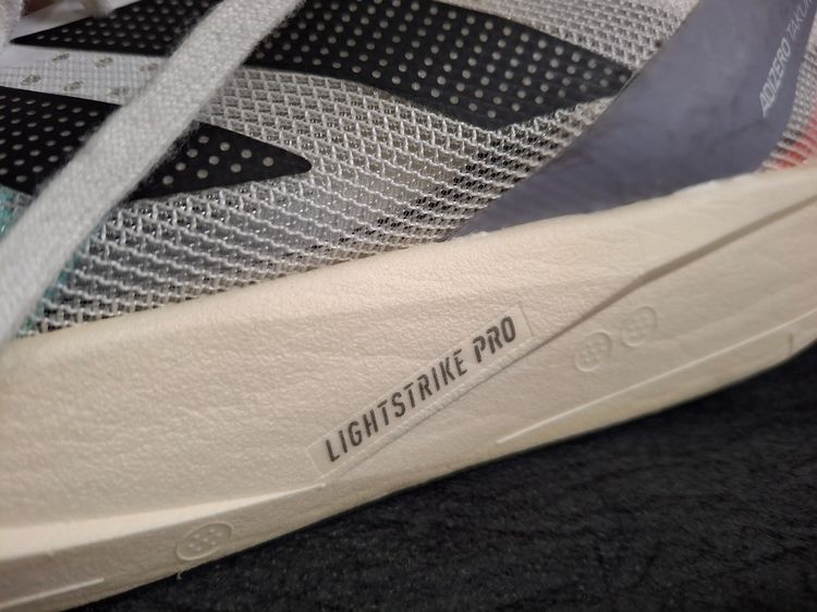 รองเท้า Adidas adizero takumi sen 9 silver violet cyan รูปที่ 15