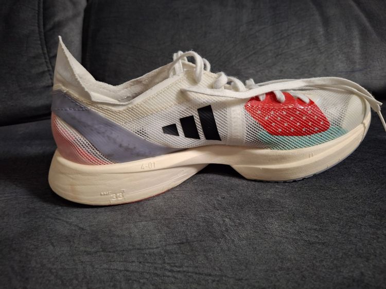 รองเท้า Adidas adizero takumi sen 9 silver violet cyan รูปที่ 3