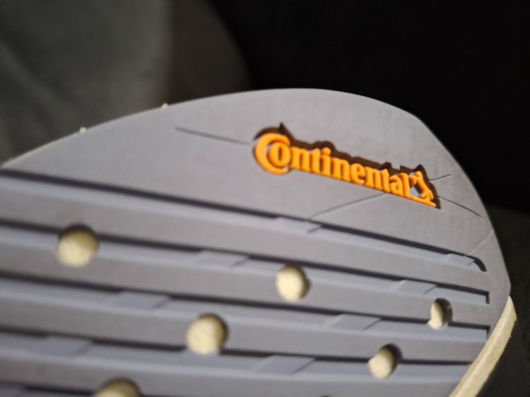 รองเท้า Adidas adizero takumi sen 9 silver violet cyan รูปที่ 13