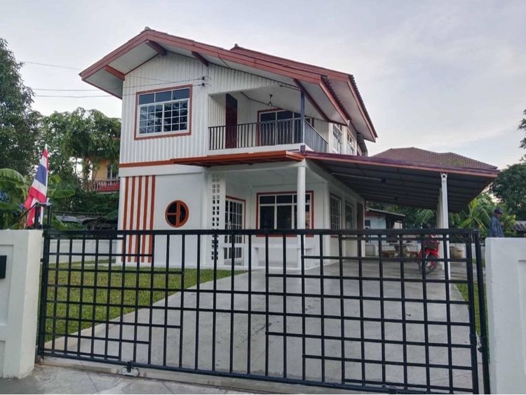 ขายบ้านเดี่ยวสองชั้นบรรยากาศน่าอยู่ ตำบลบางพึ่ง อำเภอบ้านหมี่ ลพบุรี