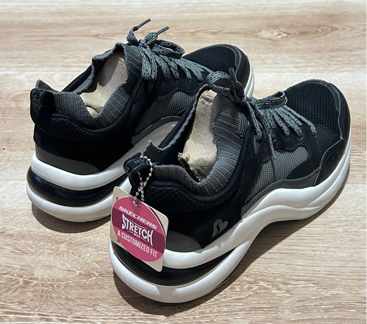 รองเท้าผ้าใบแฟชั่นสำหรับผู้หญิง Skechers Street™ Solei Low - Low Grooves แท้ มือ 2 สภาพ 80 เปอร์เซ็น เบอร์ 7  รูปที่ 9