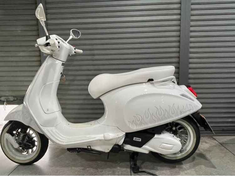 Vespa Sprint 150  Justin bieber Limited รูปที่ 4