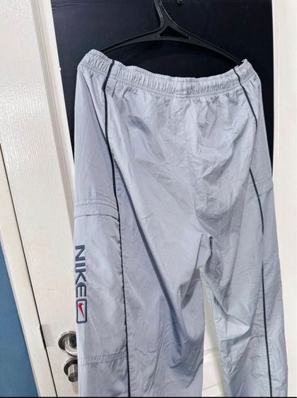 กางเกงขายาวสีเทา(ผ้าร่ม) แบรนด์ Nike รูปที่ 5