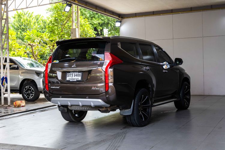 Mitsubishi Pajero Sport 2016 2.4 GT Utility-car ดีเซล ไม่ติดแก๊ส เกียร์อัตโนมัติ น้ำตาล รูปที่ 3