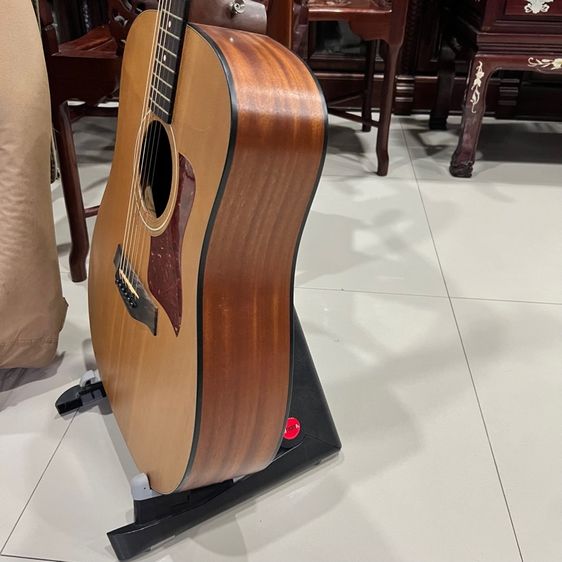 โปร่งไฟฟ้า Taylor 110e รูปที่ 5