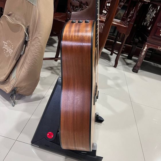 โปร่งไฟฟ้า Taylor 110e รูปที่ 4