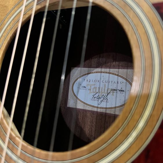 โปร่งไฟฟ้า Taylor 110e รูปที่ 17