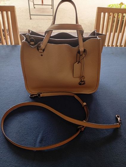 กระเป๋า coach