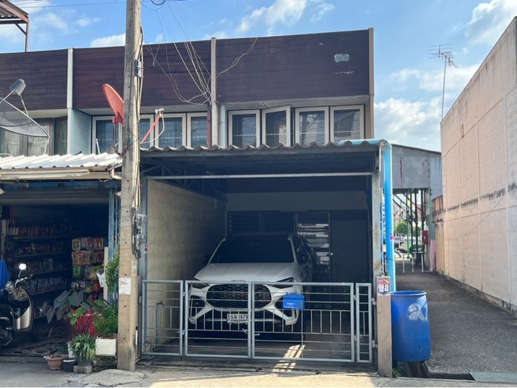 ทาวน์เฮาส์ใจกลางนวนคร ทำการค้า ปล่อยเช่าได้