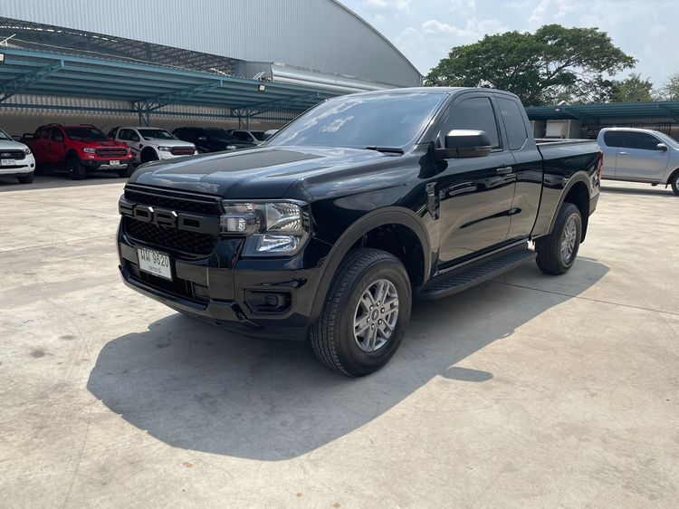 รถ Ford Ranger 2.0 Turbo Hi-Rider XL+ สี ดำ