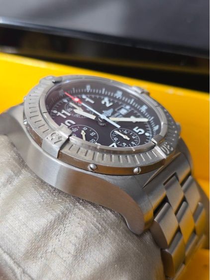 Breitling Titanium 39 รูปที่ 8