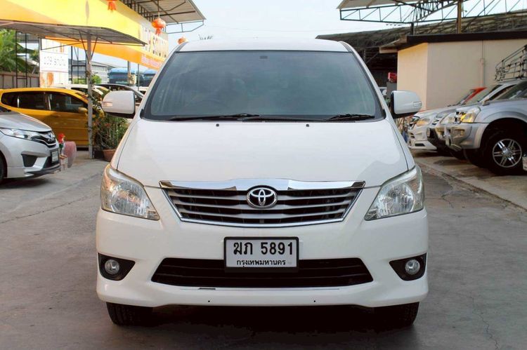 Toyota Innova 2012 2.0 V Utility-car เบนซิน ไม่ติดแก๊ส เกียร์อัตโนมัติ ขาว รูปที่ 2
