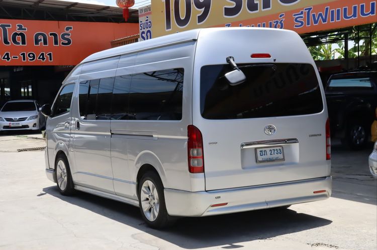 Toyota Commuter 2012 2.5 Van ดีเซล ไม่ติดแก๊ส เกียร์ธรรมดา เงิน รูปที่ 2
