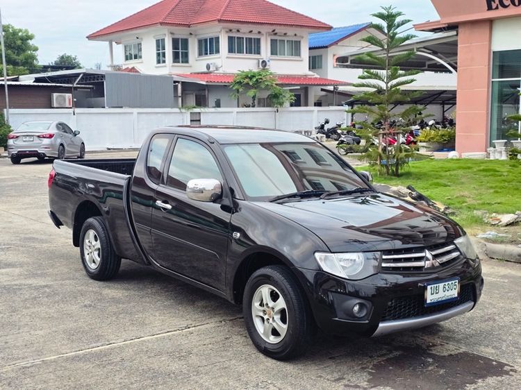 รถ Mitsubishi Triton 2.5 GLX สี ดำ