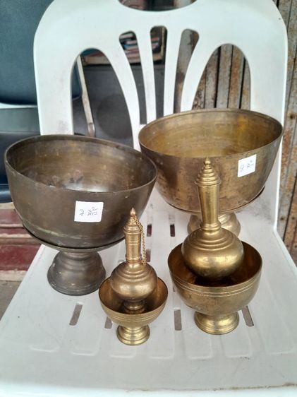 ขันทองเหลืองพร้อมพานรอง2ชุด ชุดหยาดน้ำ2ชุด สภาพดีไม่มีรอยบุบ รอยรั่ว รูปที่ 2