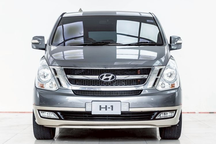 Hyundai H-1  2010 2.5 Deluxe Utility-car ดีเซล ไม่ติดแก๊ส เกียร์อัตโนมัติ เทา รูปที่ 4