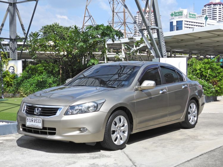 รถ Honda Accord 2.4 EL NAVI สี บรอนซ์ทอง