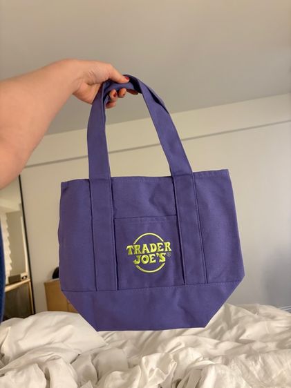 กระเป๋า Trader Joe’s รุ่นlimited🎃 รูปที่ 2
