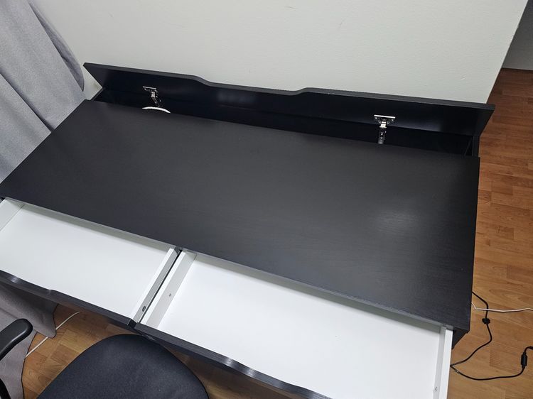 ชุดโต๊ะและเก้าอี้ทำงานสีดำ, Black office desk and chair set รูปที่ 11