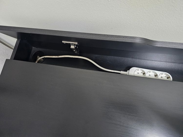 ชุดโต๊ะและเก้าอี้ทำงานสีดำ, Black office desk and chair set รูปที่ 10